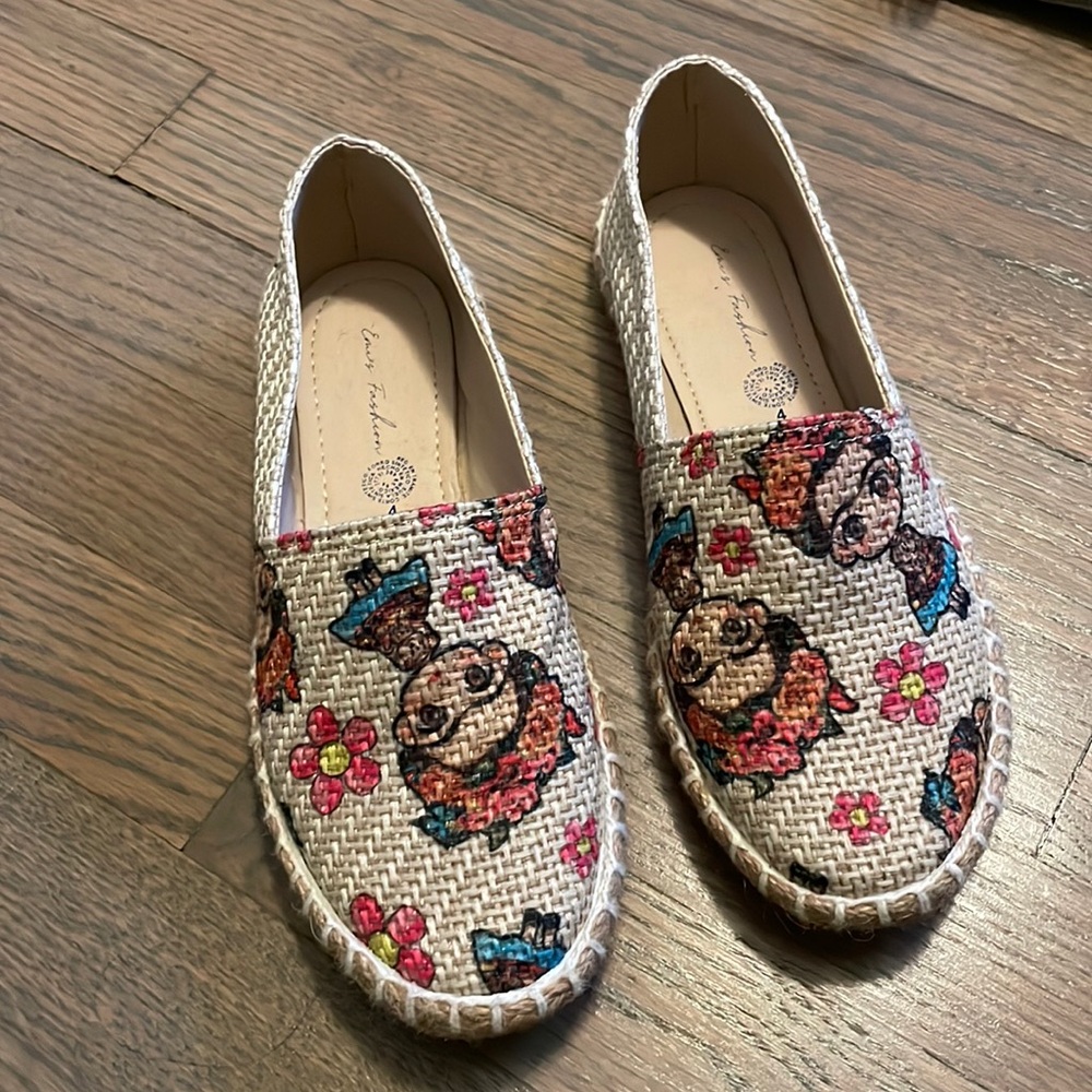 FRIDA KAHLO SLIP ON FLATS